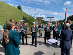 Dankesständli Neuuniformierung